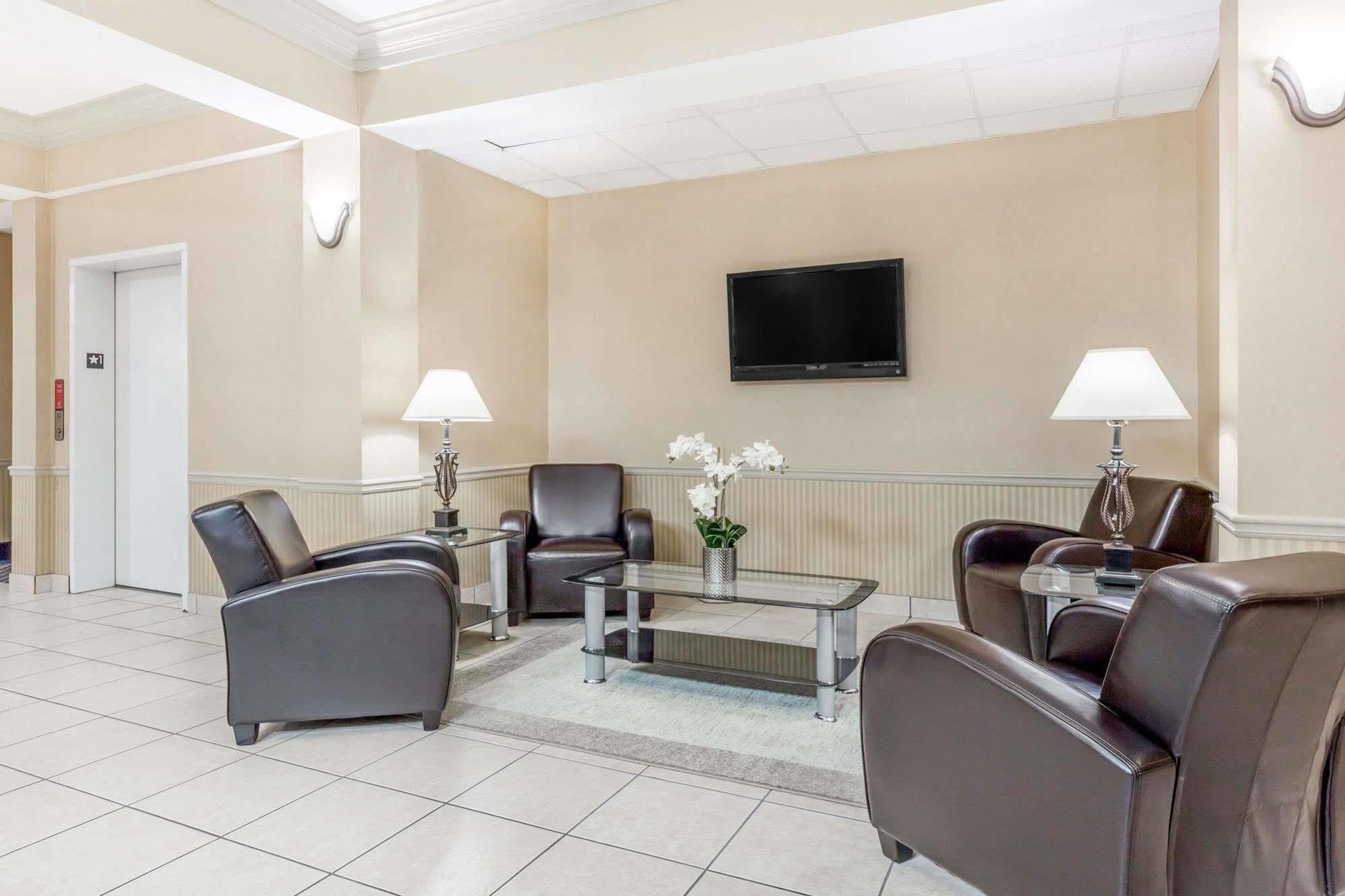 Hotel Baymont By Wyndham Cartersville